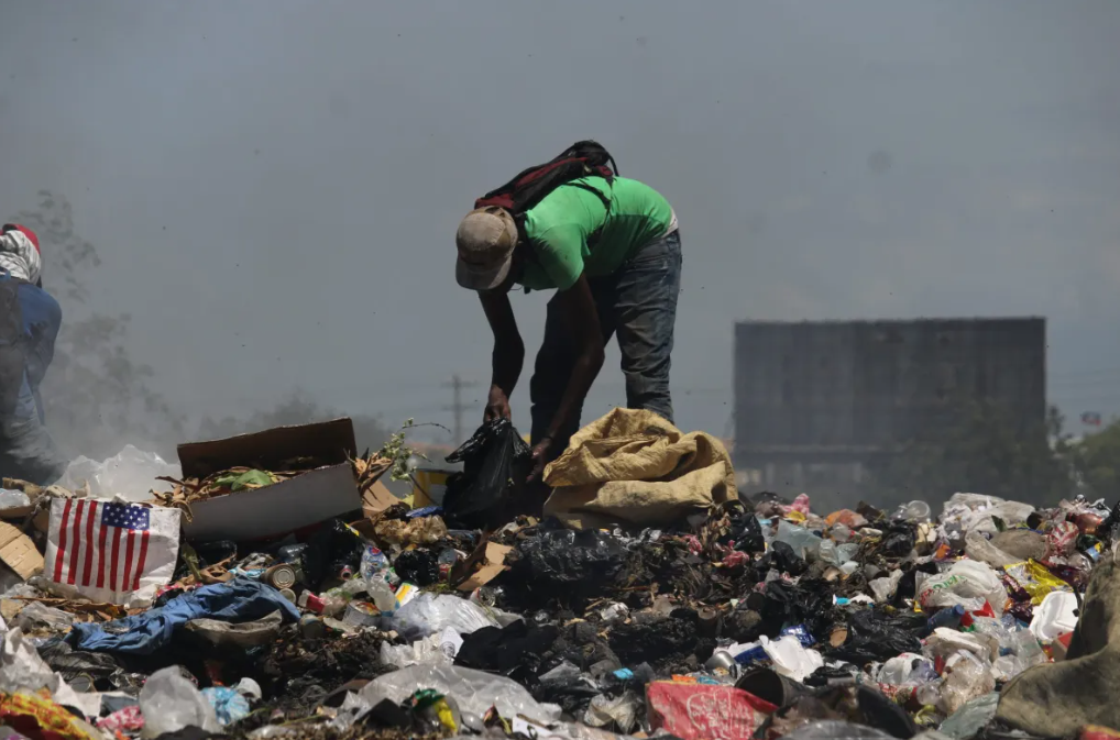 Gagner de l’argent avec les déchets plastiques, c’est possible